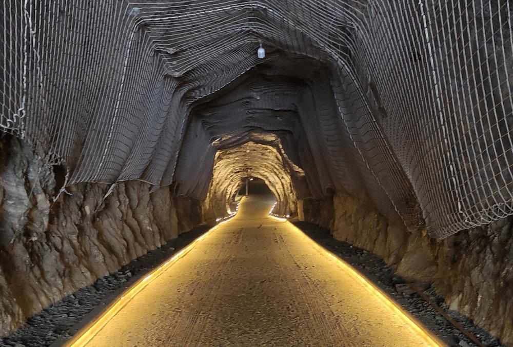 Yer Altı Tuz Şehri (Tuz mağarası)