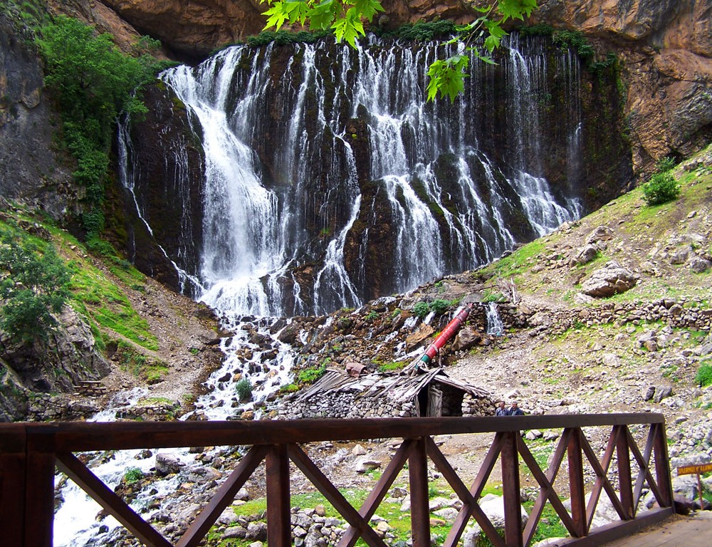 Kapuzbaşı Takım Şelaleleri