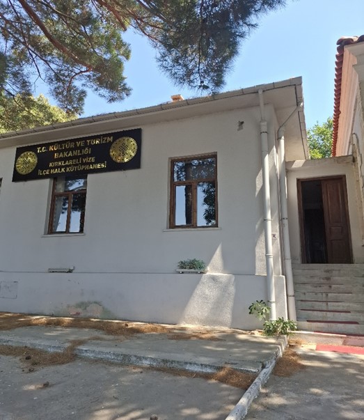 Vize İlçe Halk Kütüphanesi