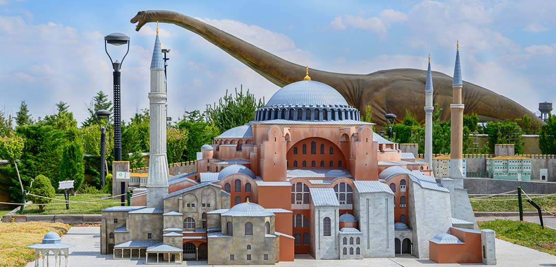 80 Binde Devr-i Alem Parkı