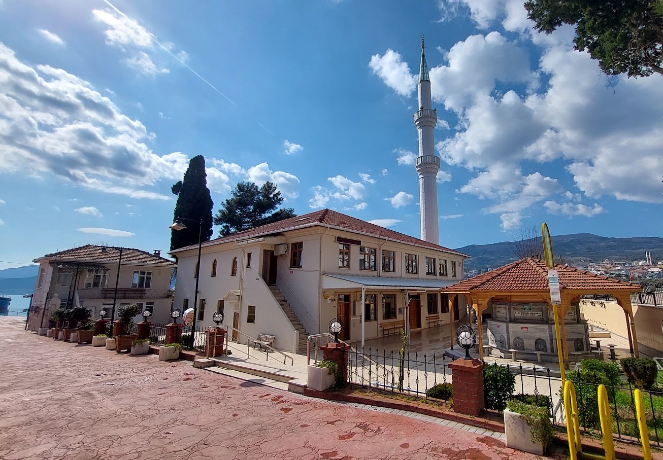 Gerze Esmazade Mustafa Paşa Cami (İskele Cami)