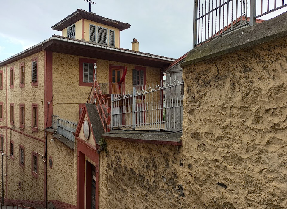 Santa Maria Katolik Kilisesi