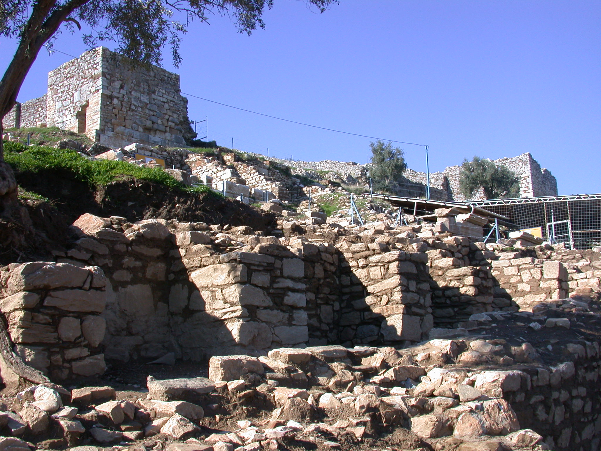 Metropolis Antik Kenti