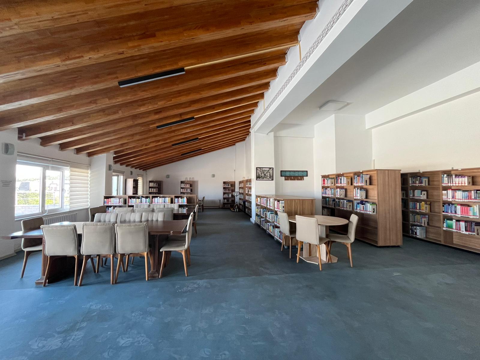 Kütahya Sağlık Bilimleri Üniversitesi Kütüphanesi