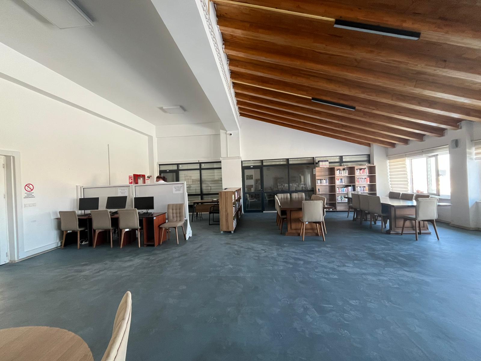 Kütahya Sağlık Bilimleri Üniversitesi Kütüphanesi