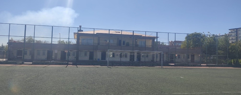 Vali Ahmet Cemil Serhadlı Spor Tesisi