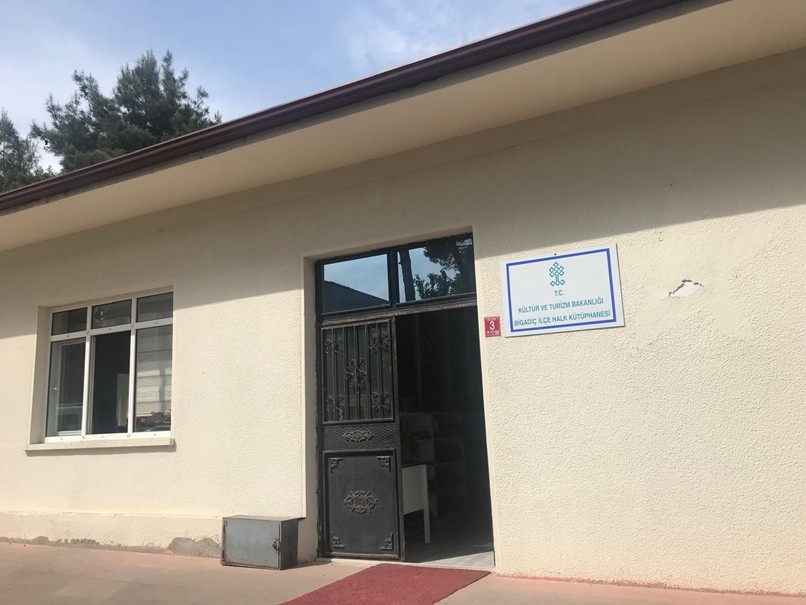 Bigadiç İlçe Halk Kütüphanesi