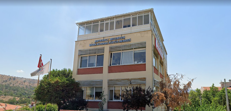 İhsan Alyanak Kültür Merkezi