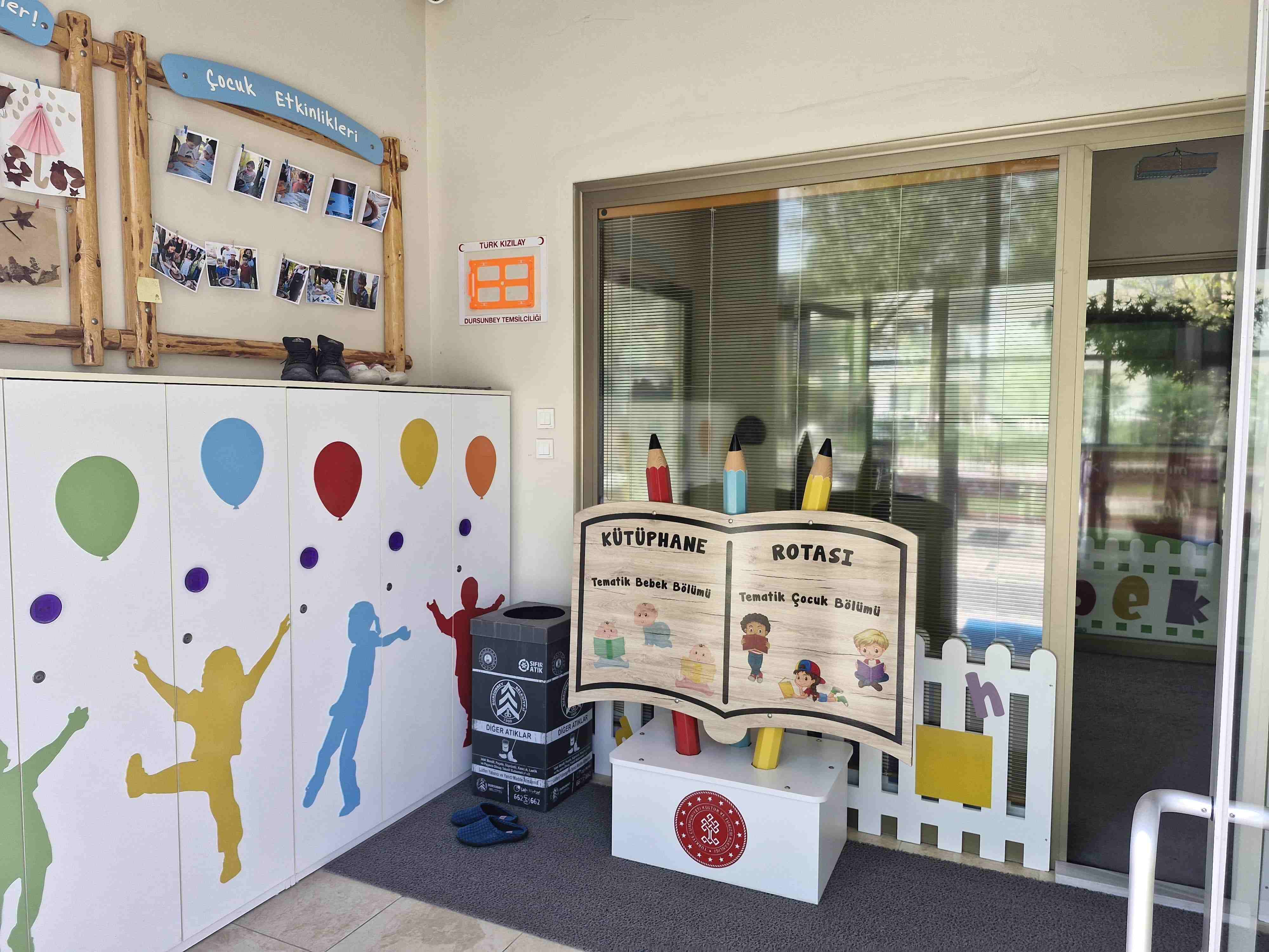 Dursunbey Bebek ve Çocuk Kütüphanesi