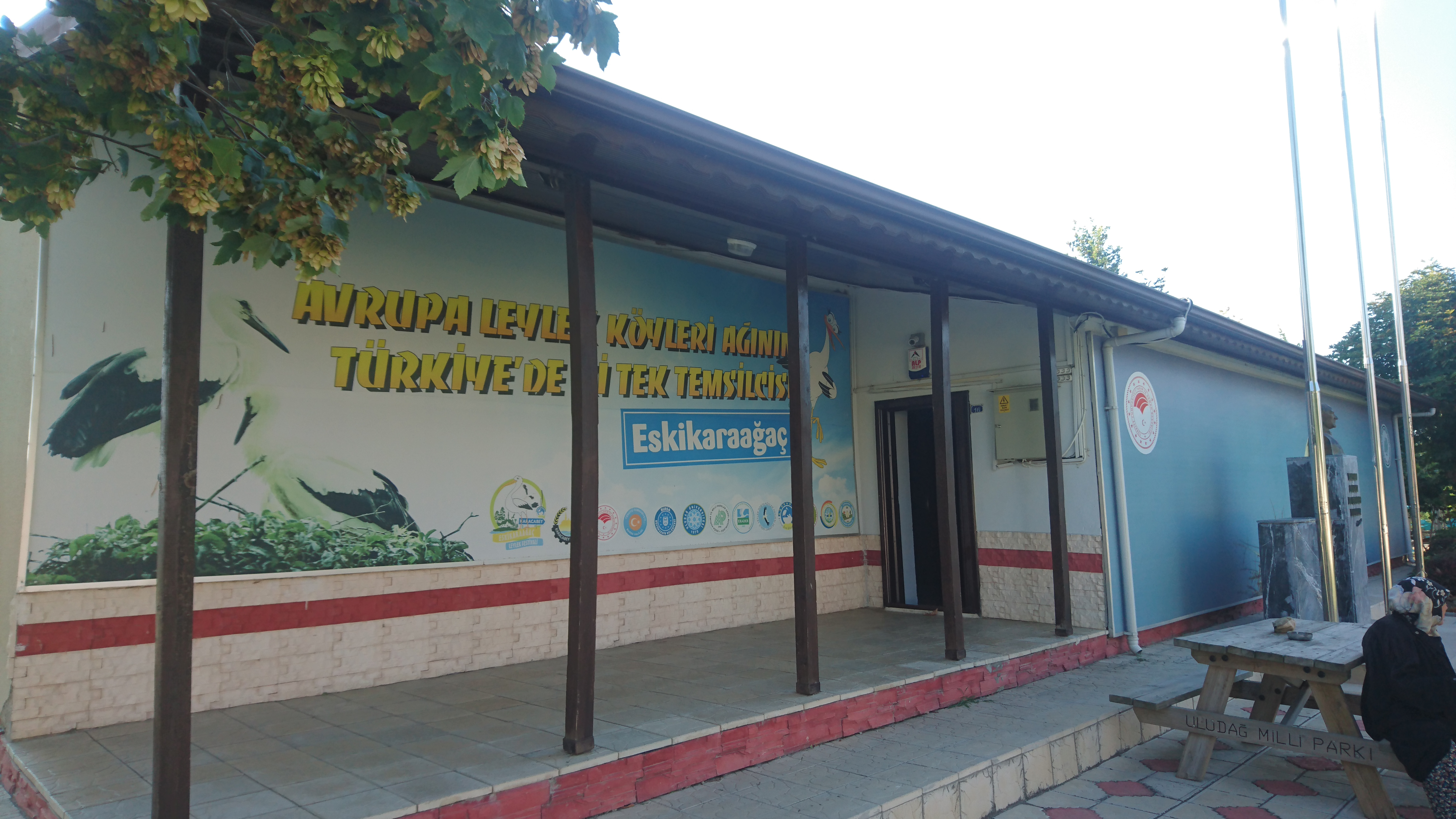 Eski Karaağaç Kuş Tahnit Salonu