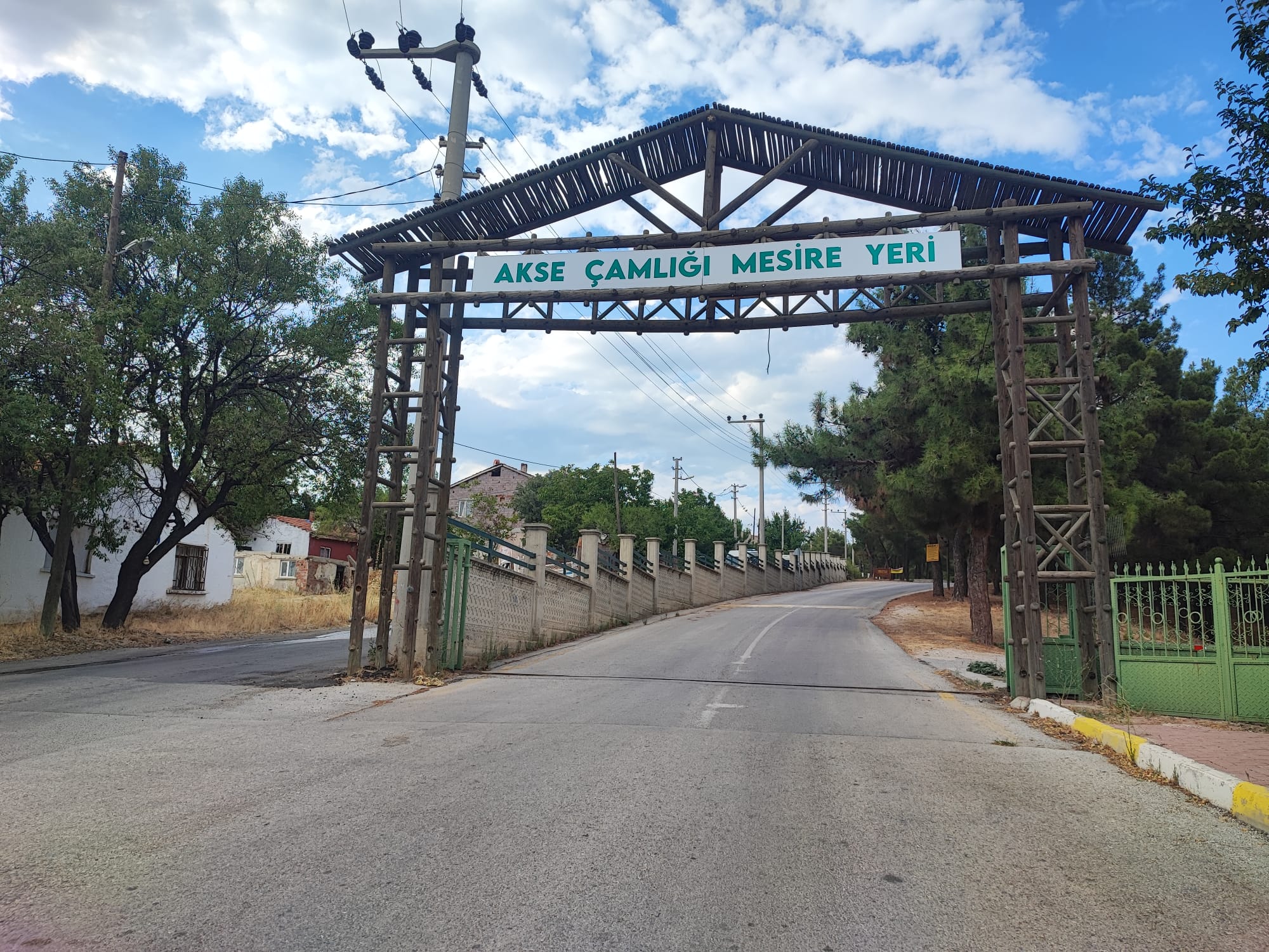 Akse Çamlığı Mesire Yeri