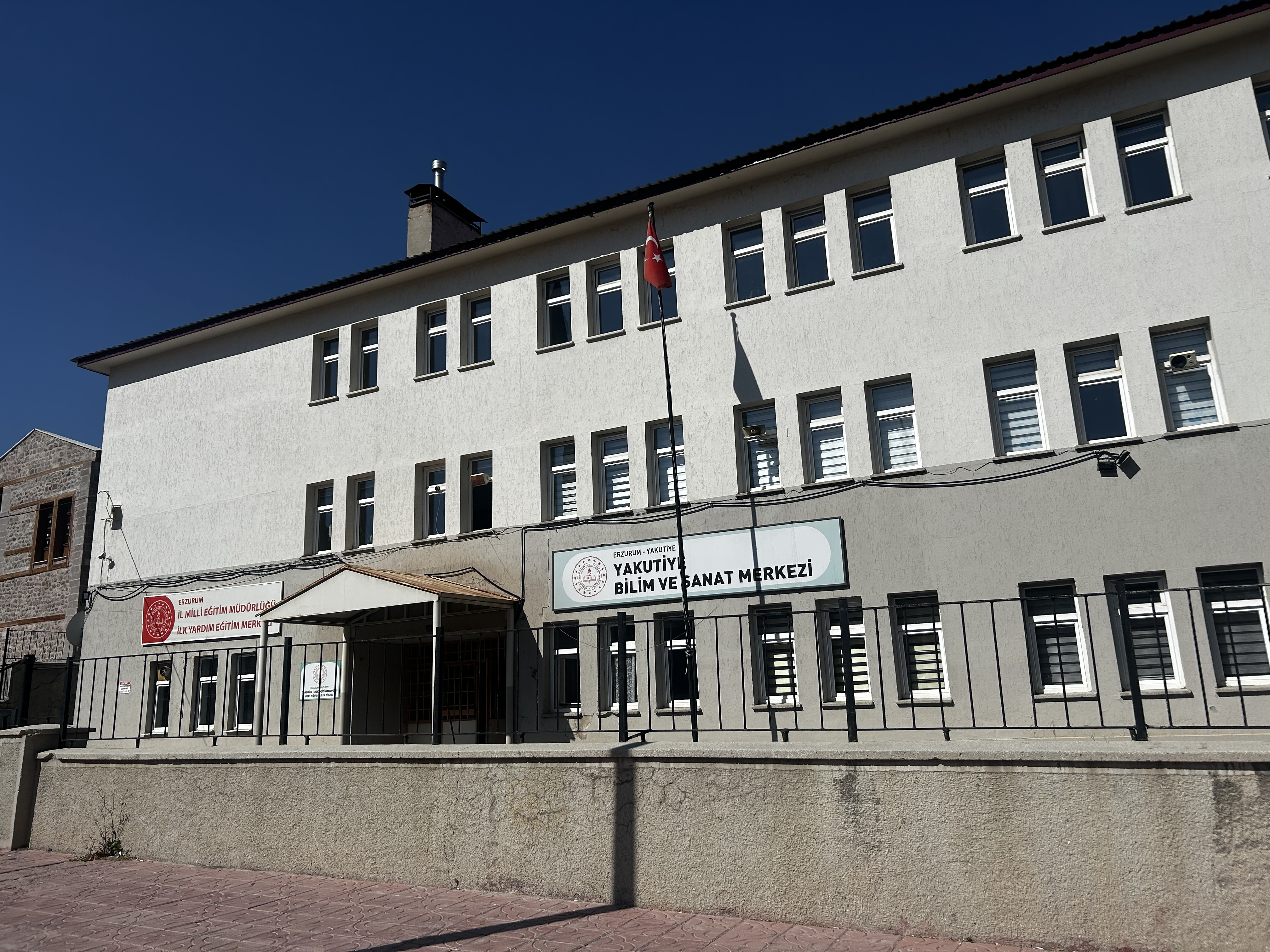 Yakutiye Bilim Sanat Merkezi