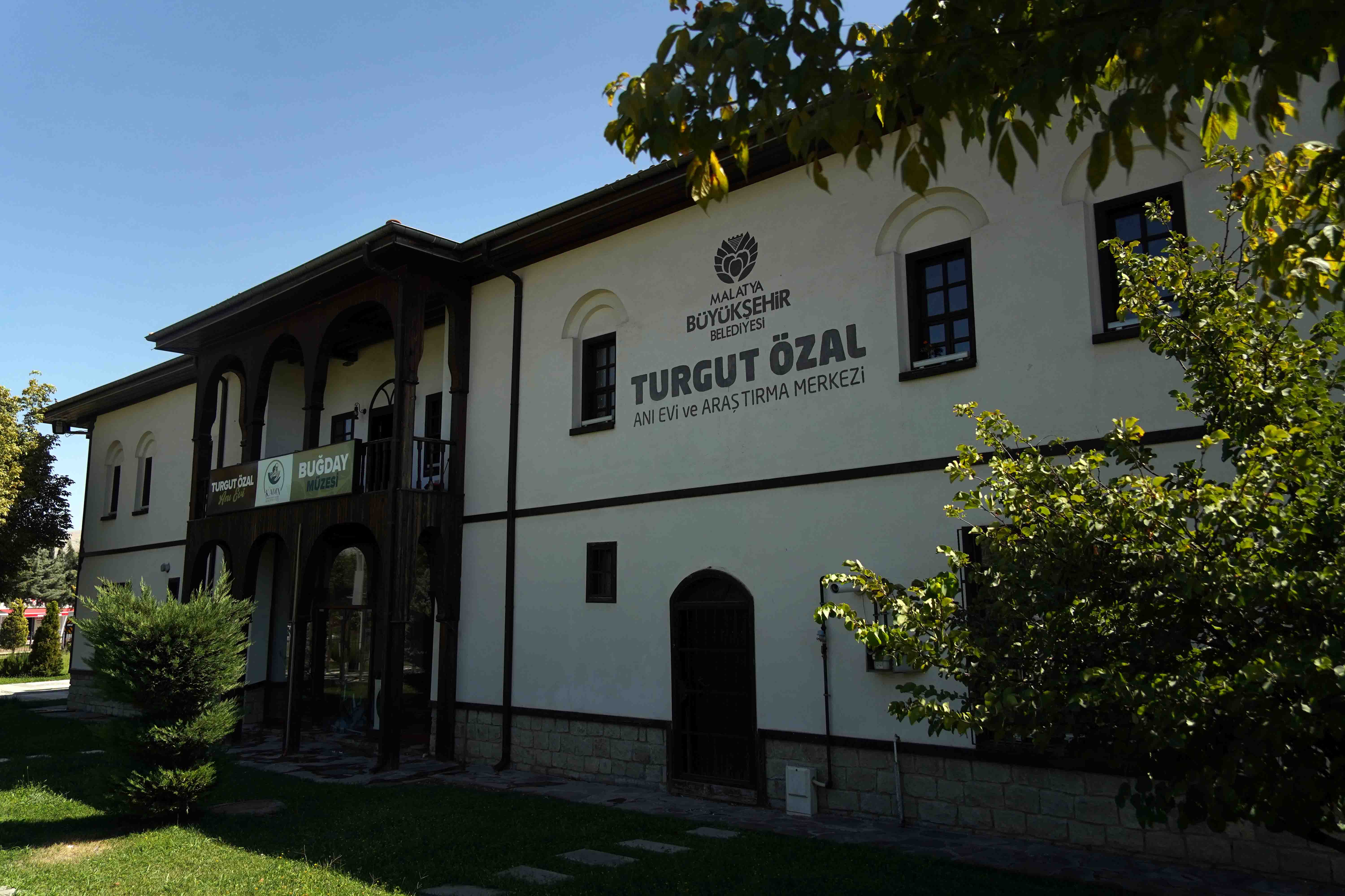 Büyükşehir Belediyesi Turgut Özal Anı Evi ve Buğday Müzesi