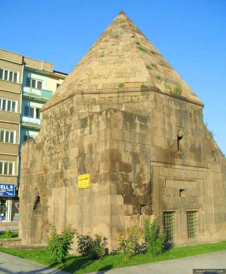Kayseri Alaca Kümbet