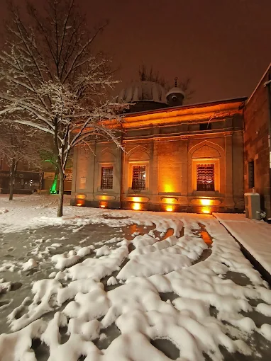 Raşit Efendi Kütüphanesi