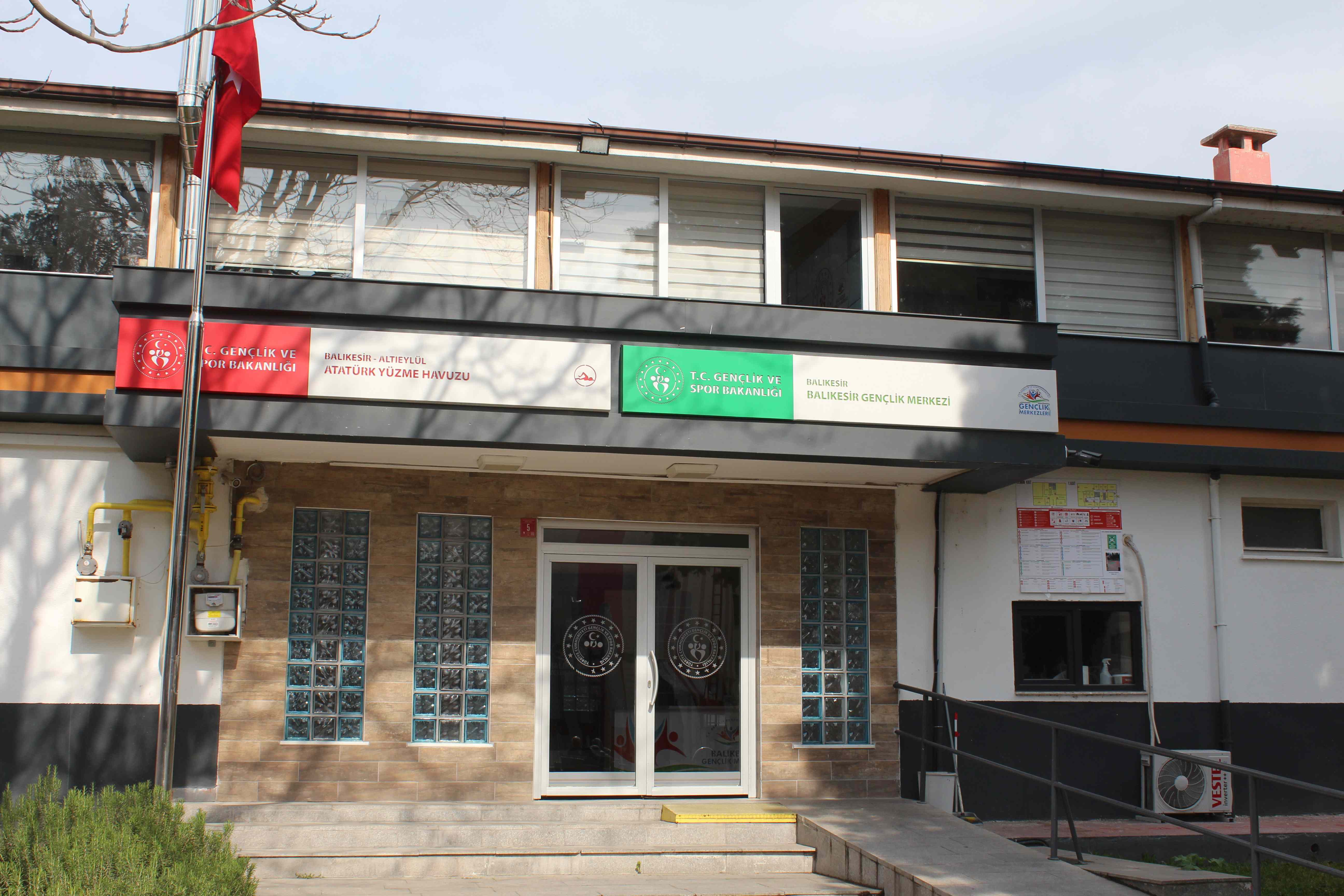 Balıkesir Gençlik Merkezi