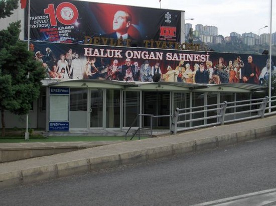 Devlet Tiyatrosu Haluk Ongan Sahnesi