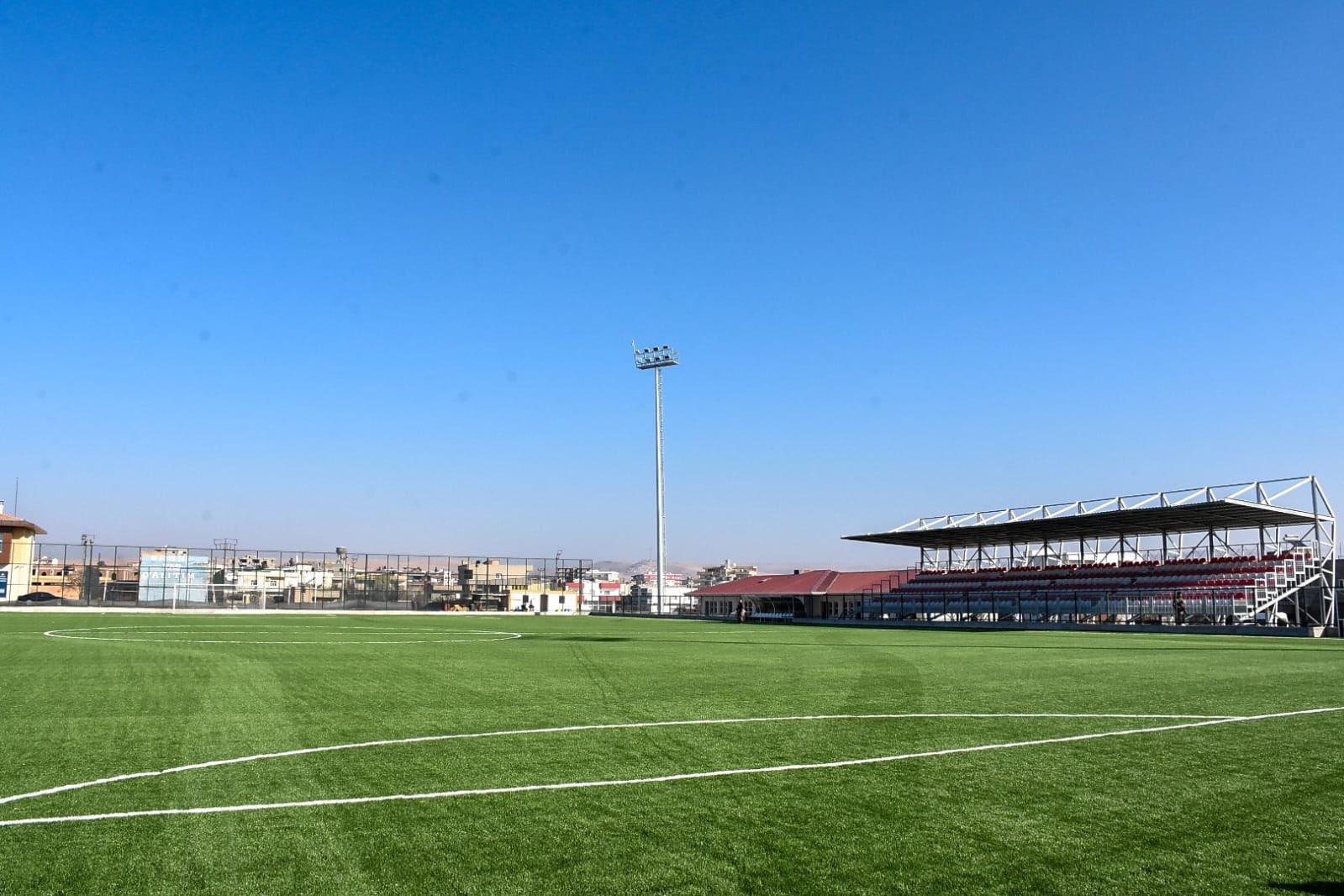 Nusaybin Atatürk İlçe Stadyumu