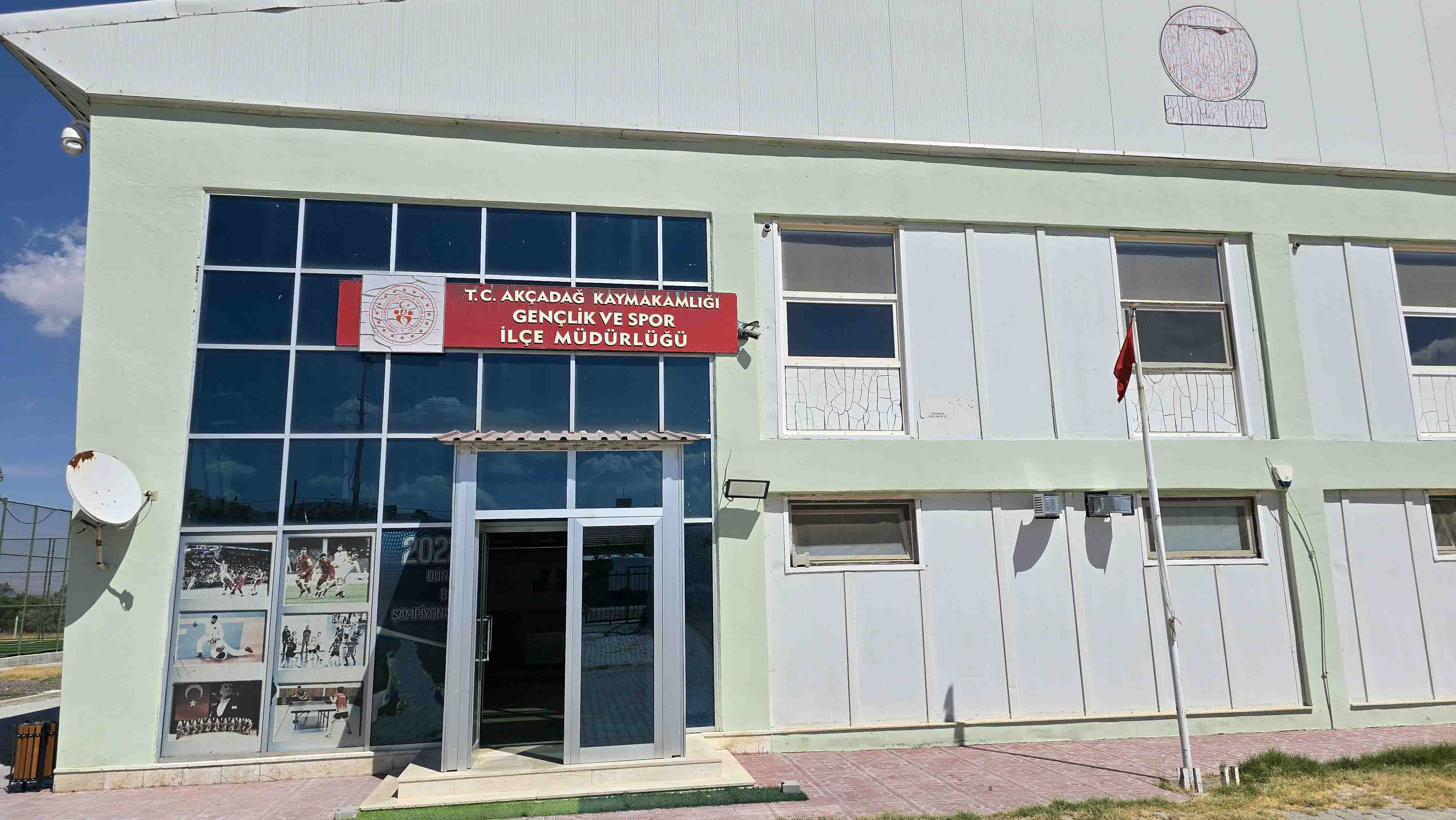 Akçadağ Kapalı Spor Salonu