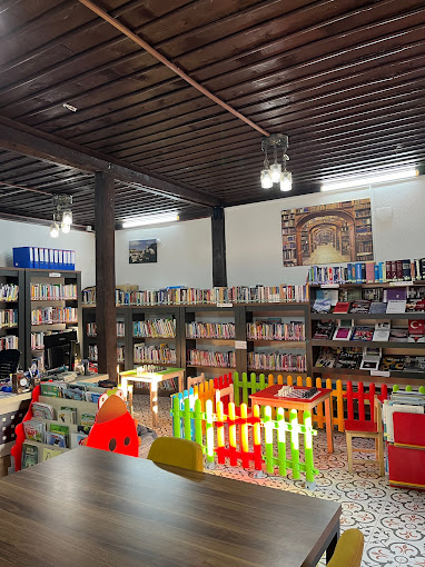 Taraklı İlçe Halk Kütüphanesi