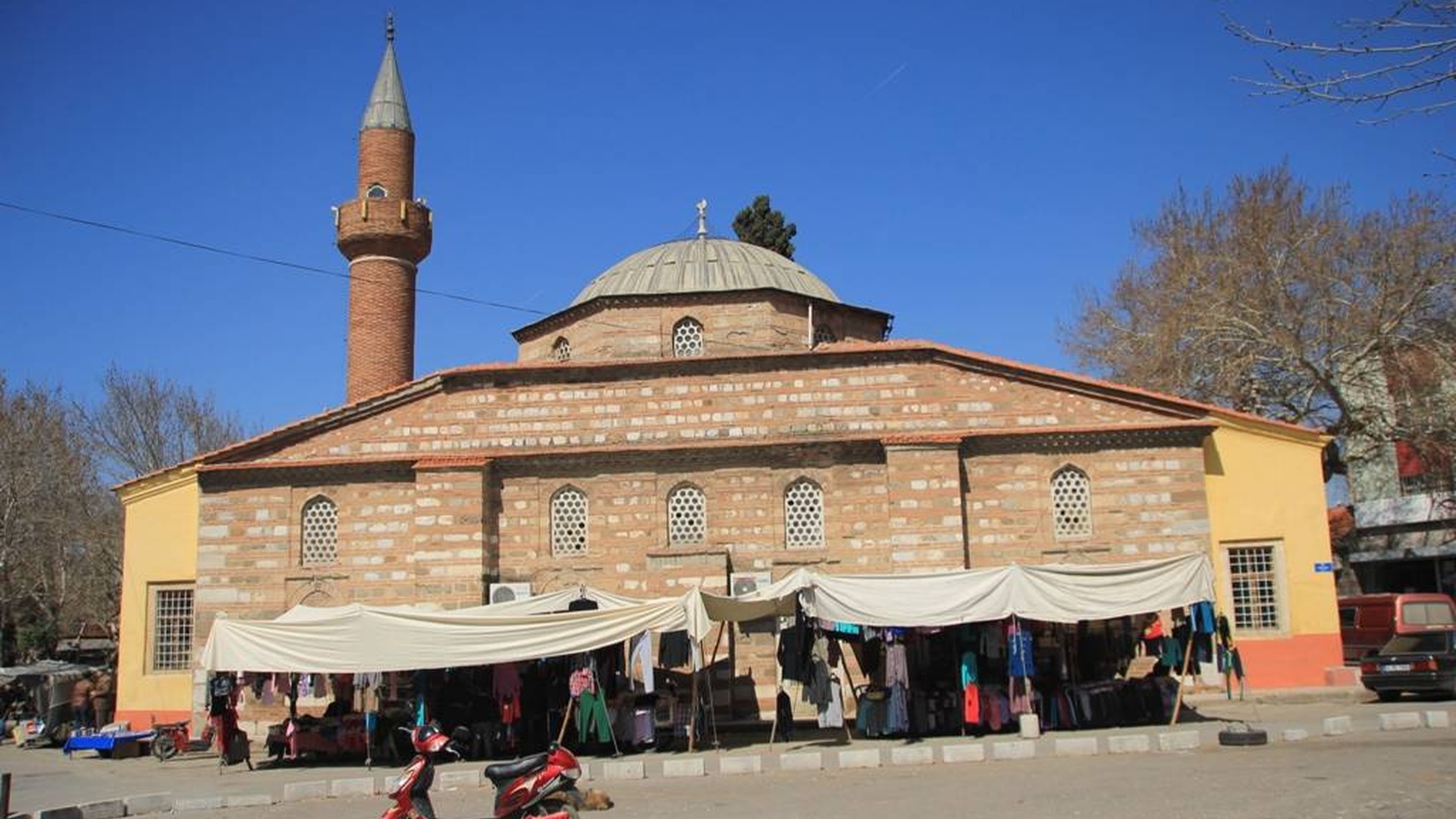 Akhisar Paşa Camii