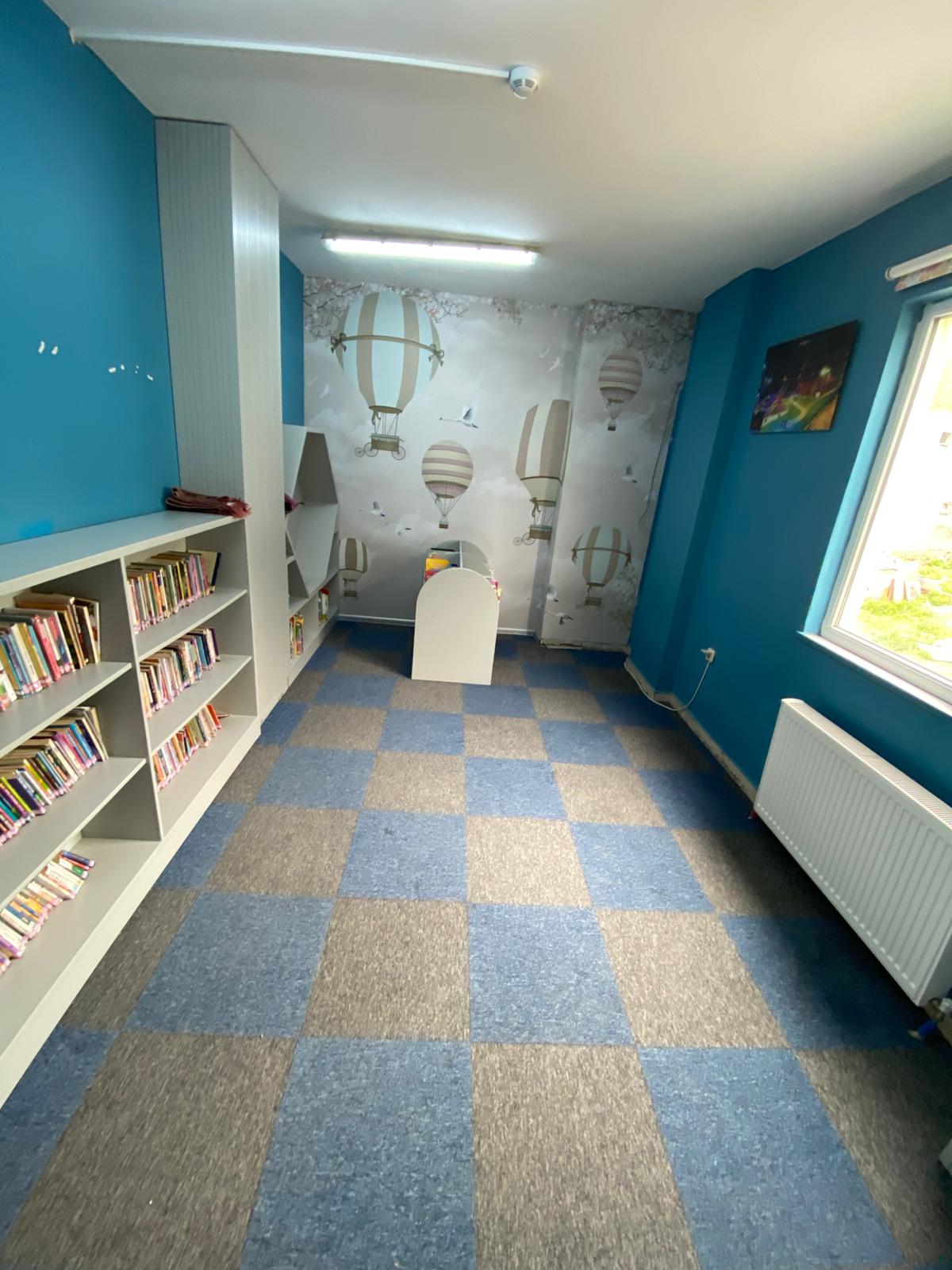 Turgut Özal Halk Kütüphanesi