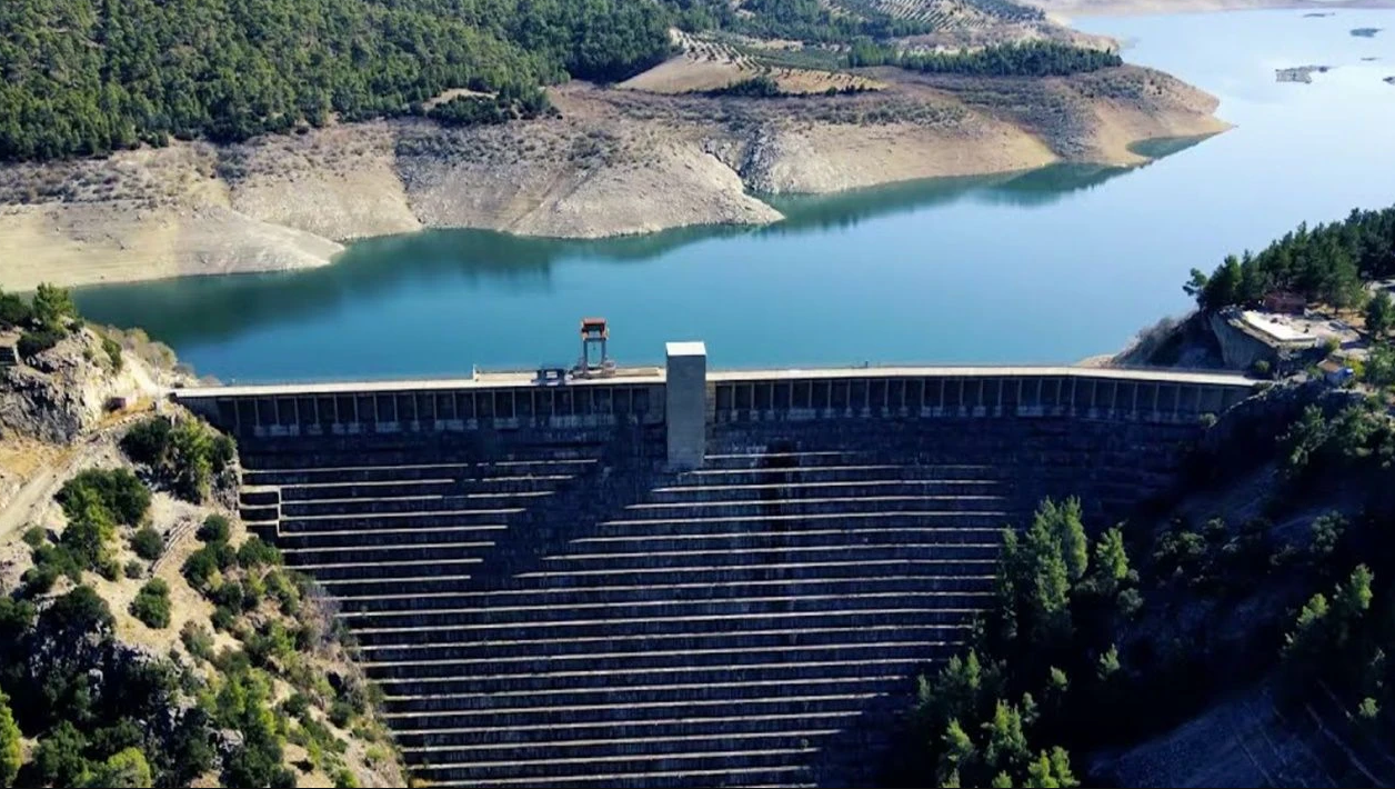 Kemer Barajı ve Hidroelektrik Santrali
