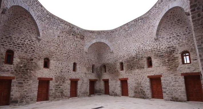 Niksar Yağıbasan Medresesi