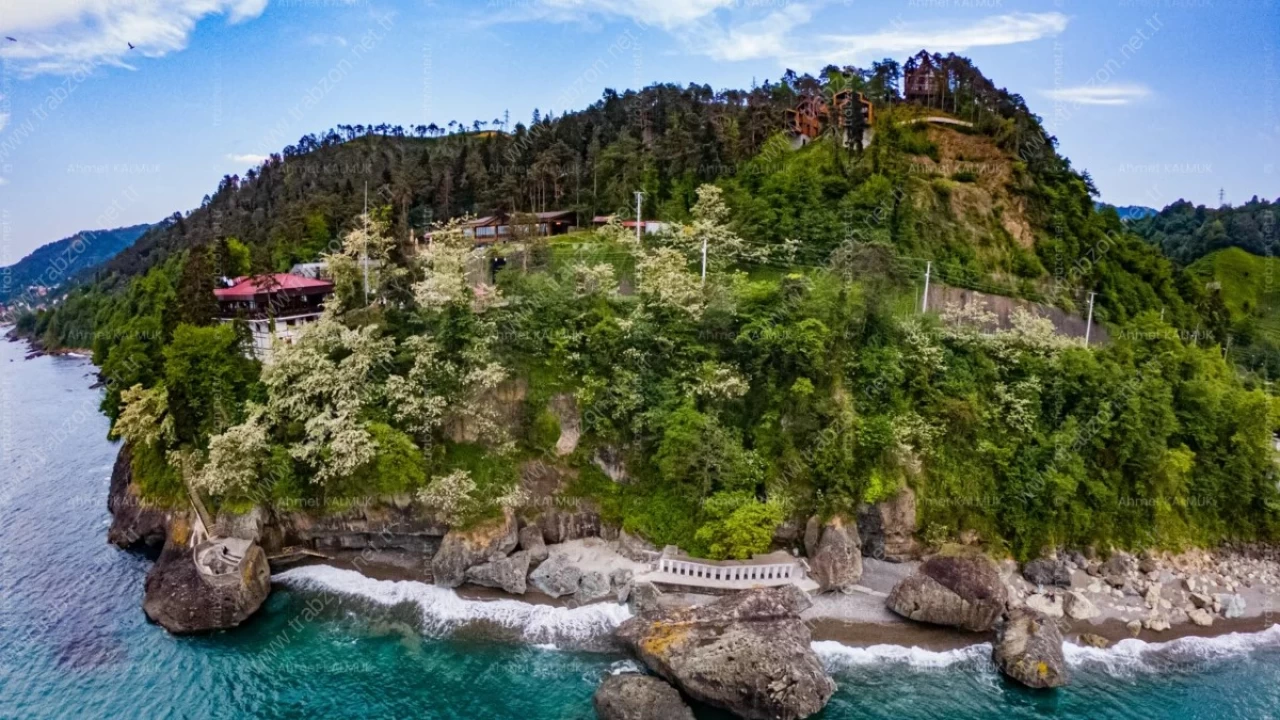 Sürmene Çamburnu Tabiat Parkı