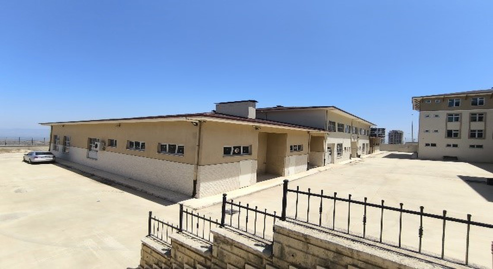 İş Adamları Mesleki ve Teknik Anadolu Lisesi