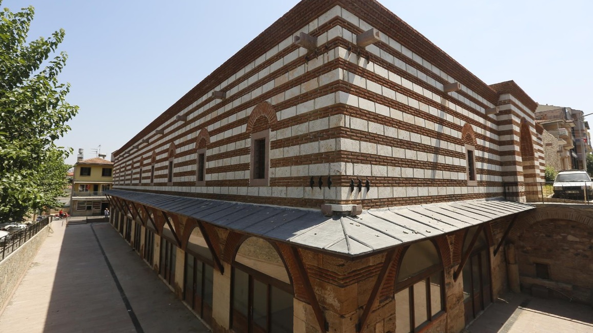 Alaşehir Kurşunlu Han