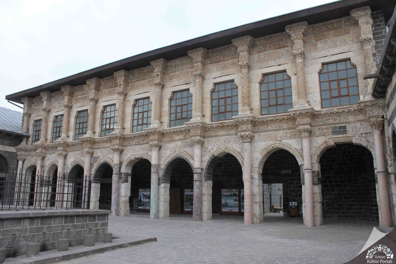 DİYARBAKIR ULU CAMİ
