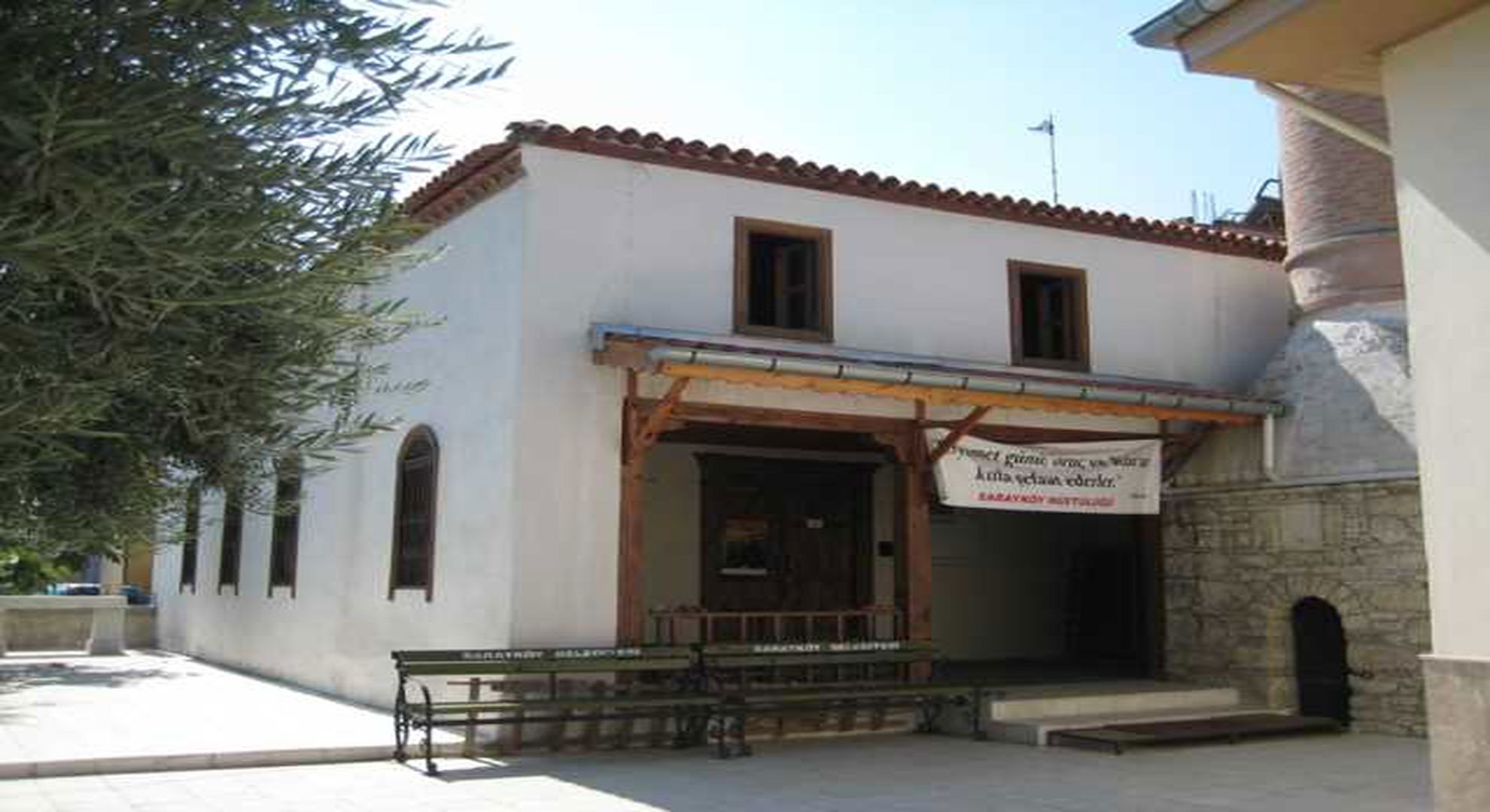 Hükümetönü Camisi