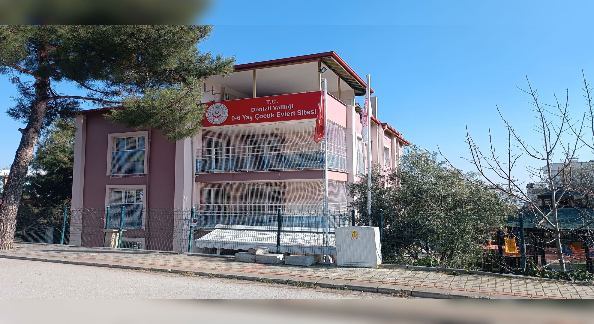 0-6 Yaş Çocuk Evleri Sitesi