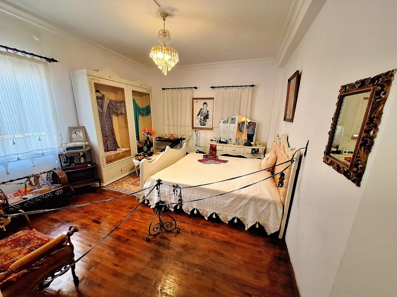 Zeki Müren Sanat Müzesi