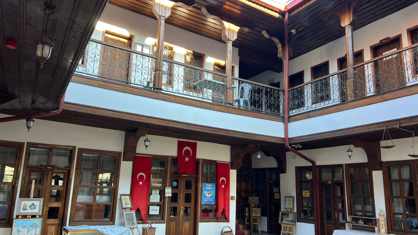 İhramcızade Kültür Ve Sanat Merkezi