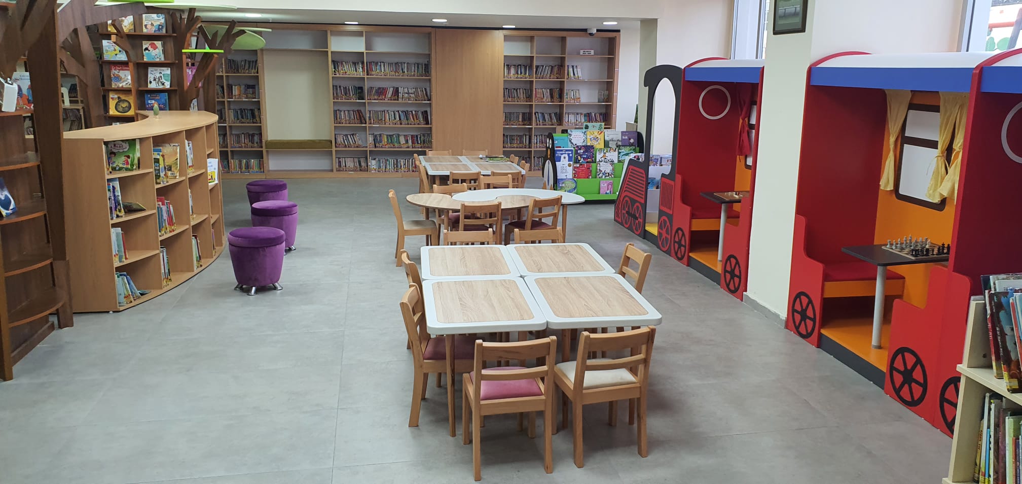 Manisa İl Halk Kütüphanesi