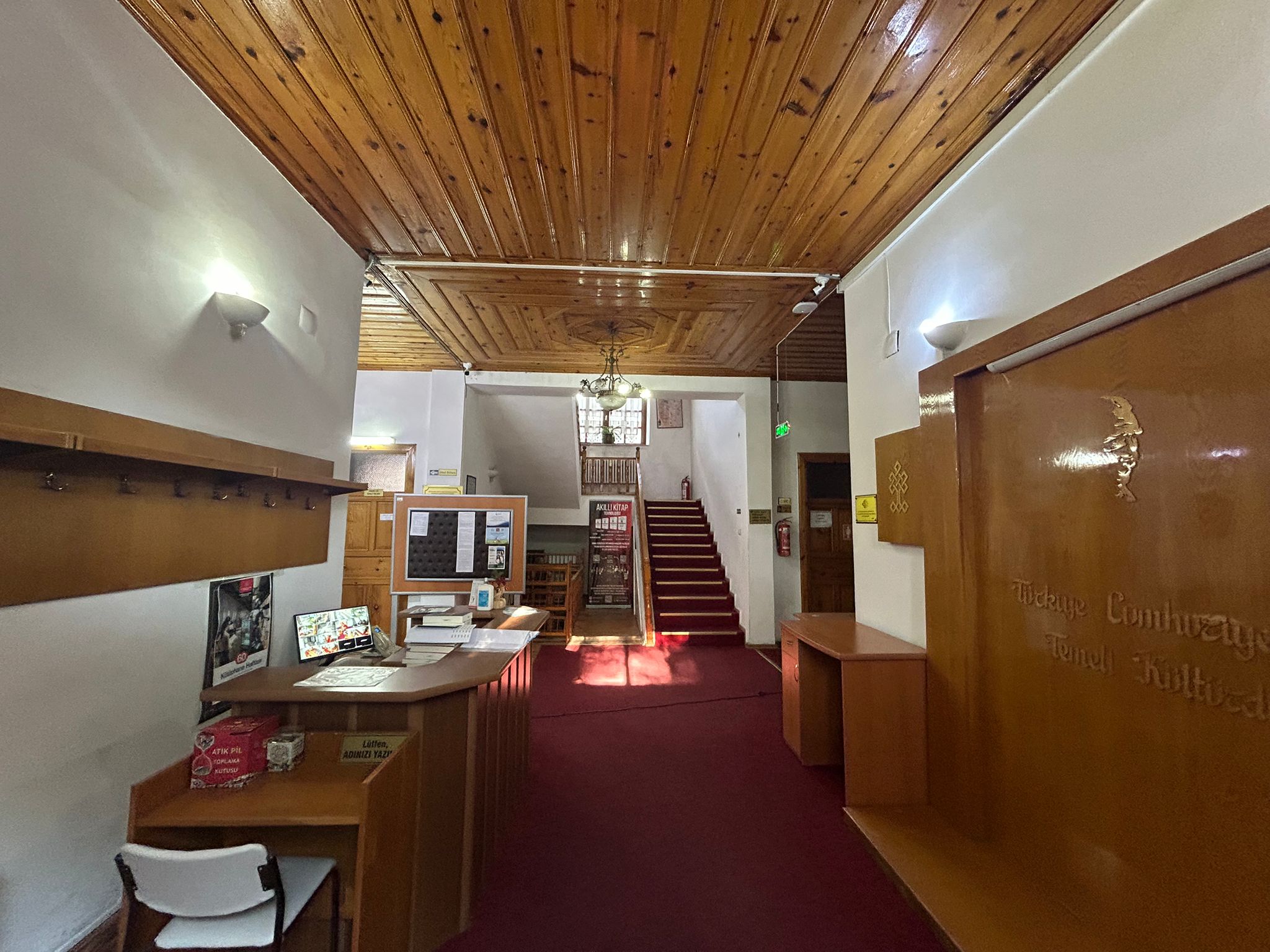 Hoca Mustafa Efendi İl Halk Kütüphanesi