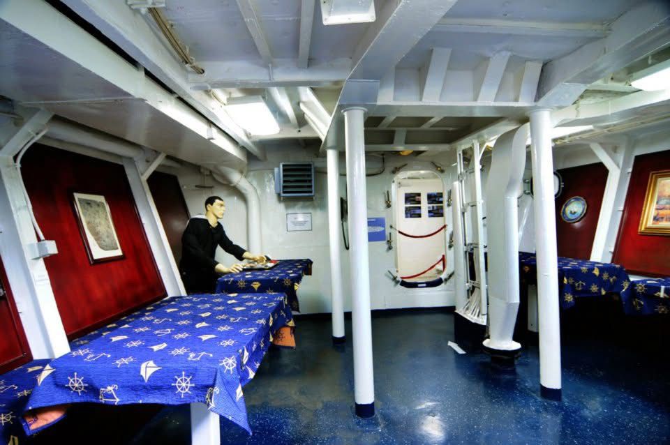 Gölcük Deniz Müzesi ve Yarhisar Müze Gemisi