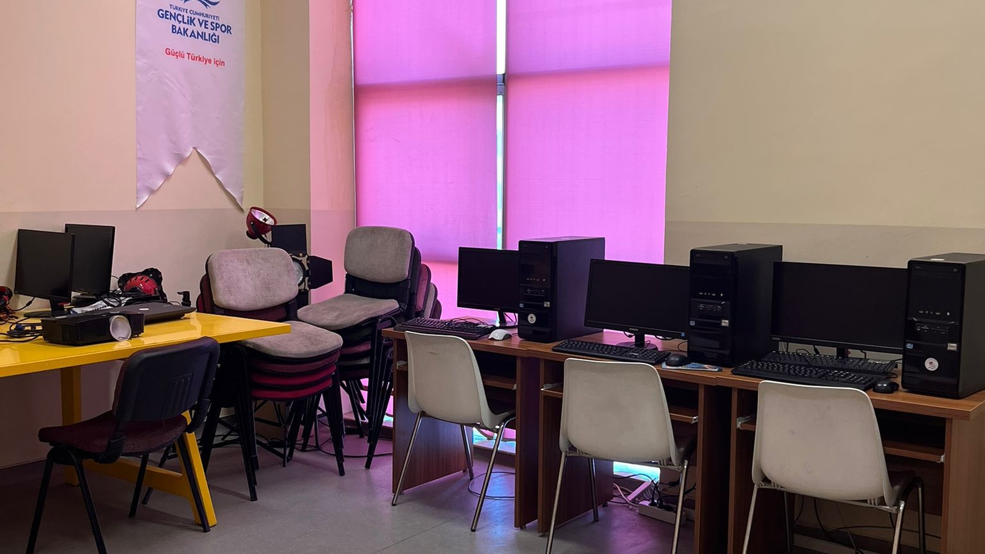 Nizip Gençlik Merkezi