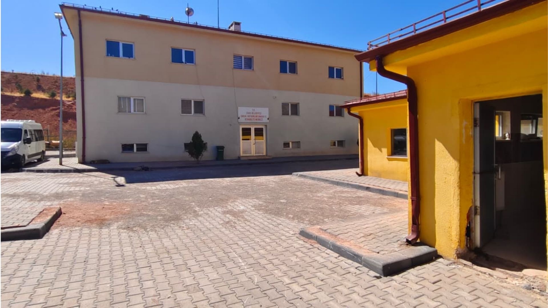 Sivas Belediyesi Sokak Hayvanları Yaşam ve Rehabilitasyon Merkezi