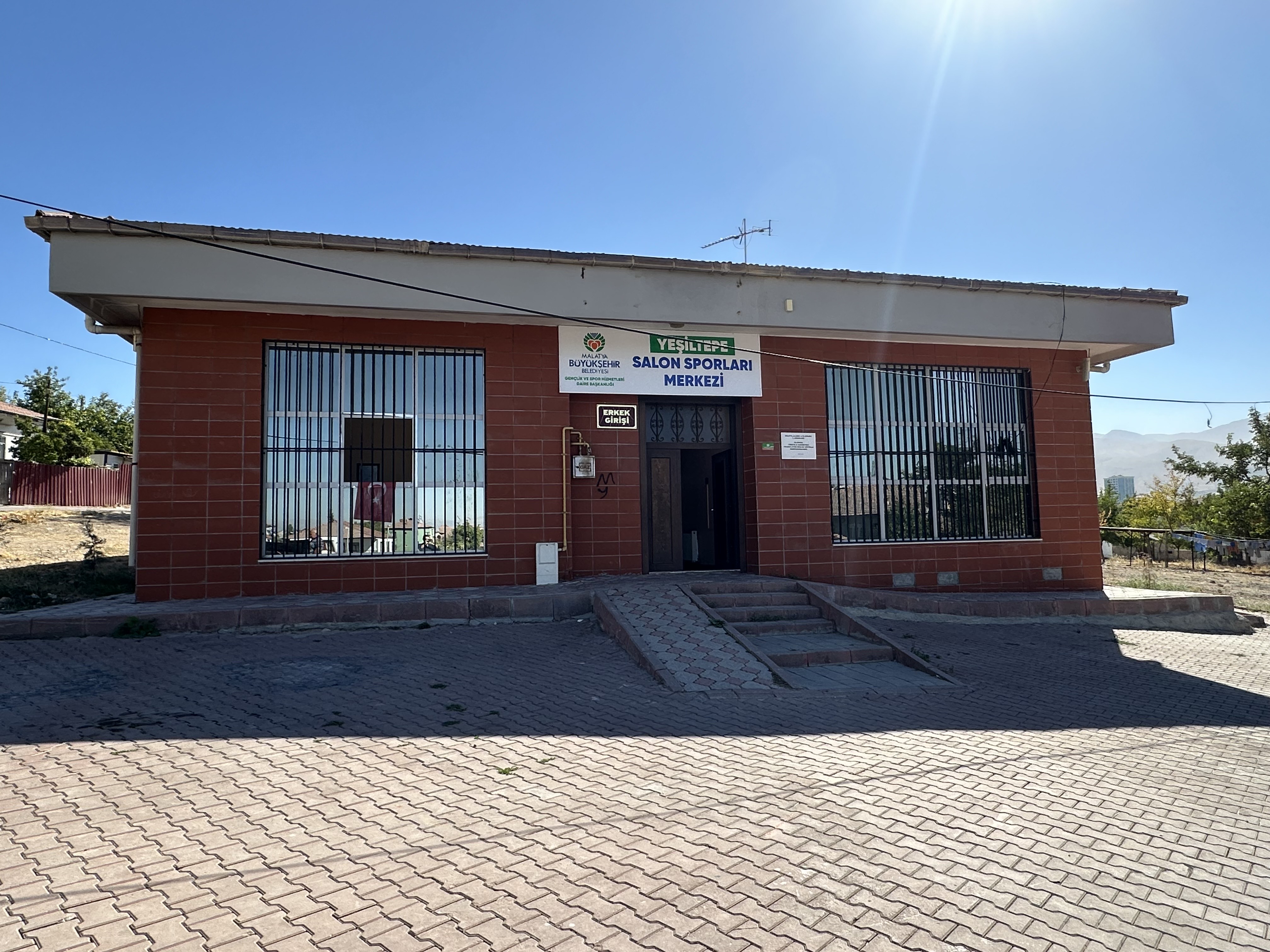 Büyükşehir Belediyesi Yeşiltepe Çok Amaçlı Spor Salonu