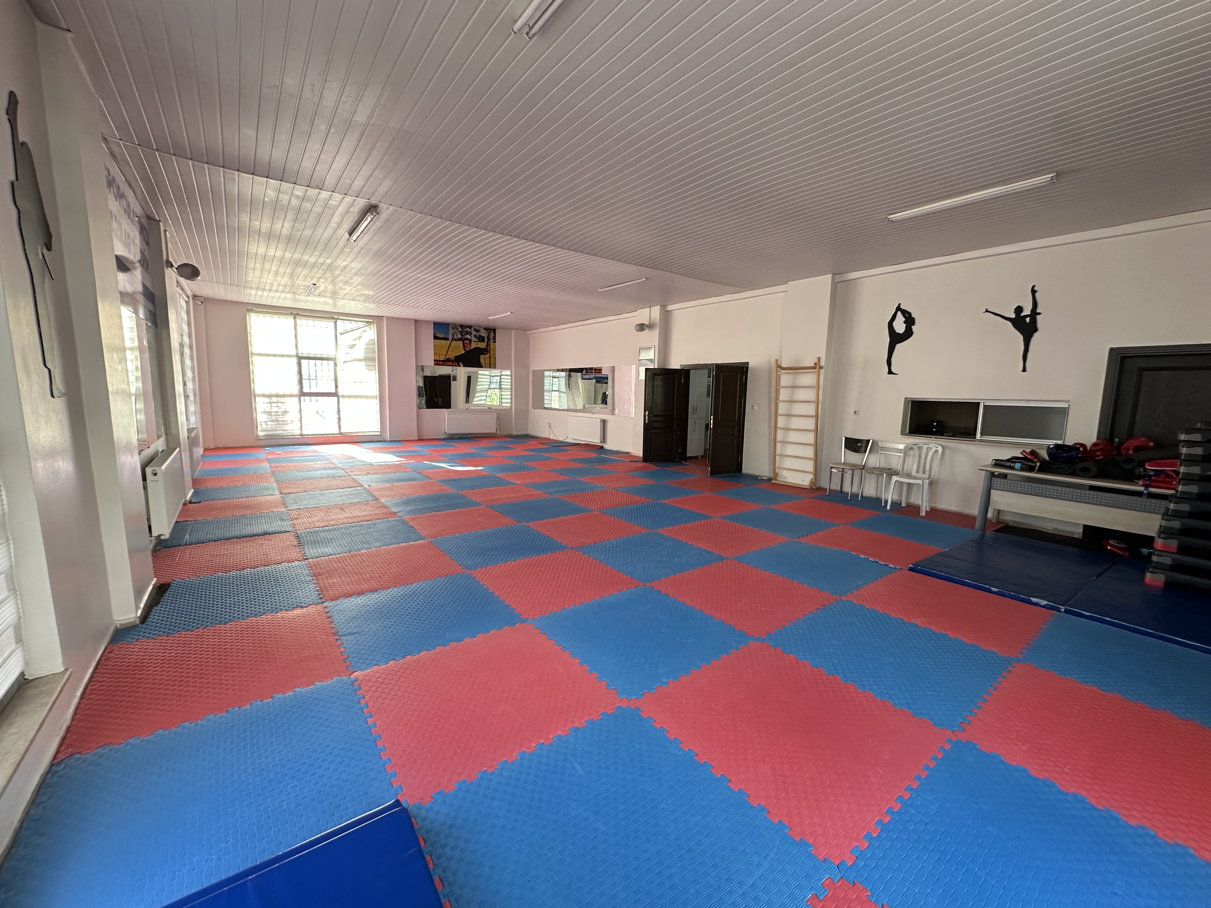 Büyükşehir Belediyesi Şeyhbayram Çok Amaçlı Spor Salonu