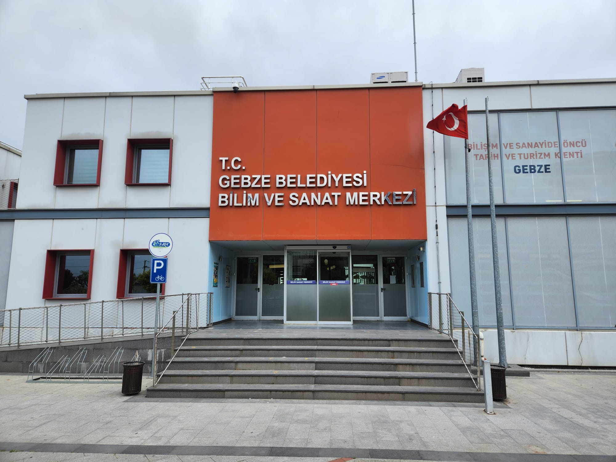 Beylikbağı Bilim ve Sanat Merkezi