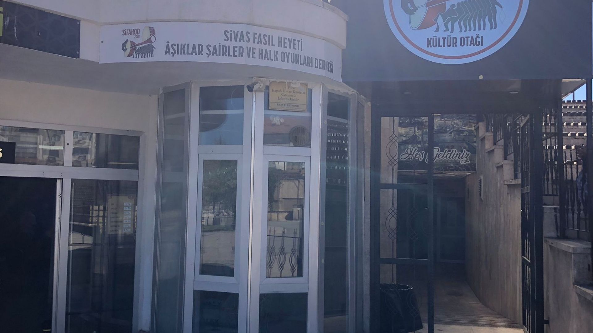 Âşıklar ve Halk Oyunları Derneği