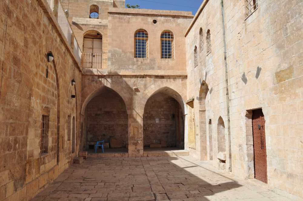 Mor Hananyo (Kırklar) Kilisesi