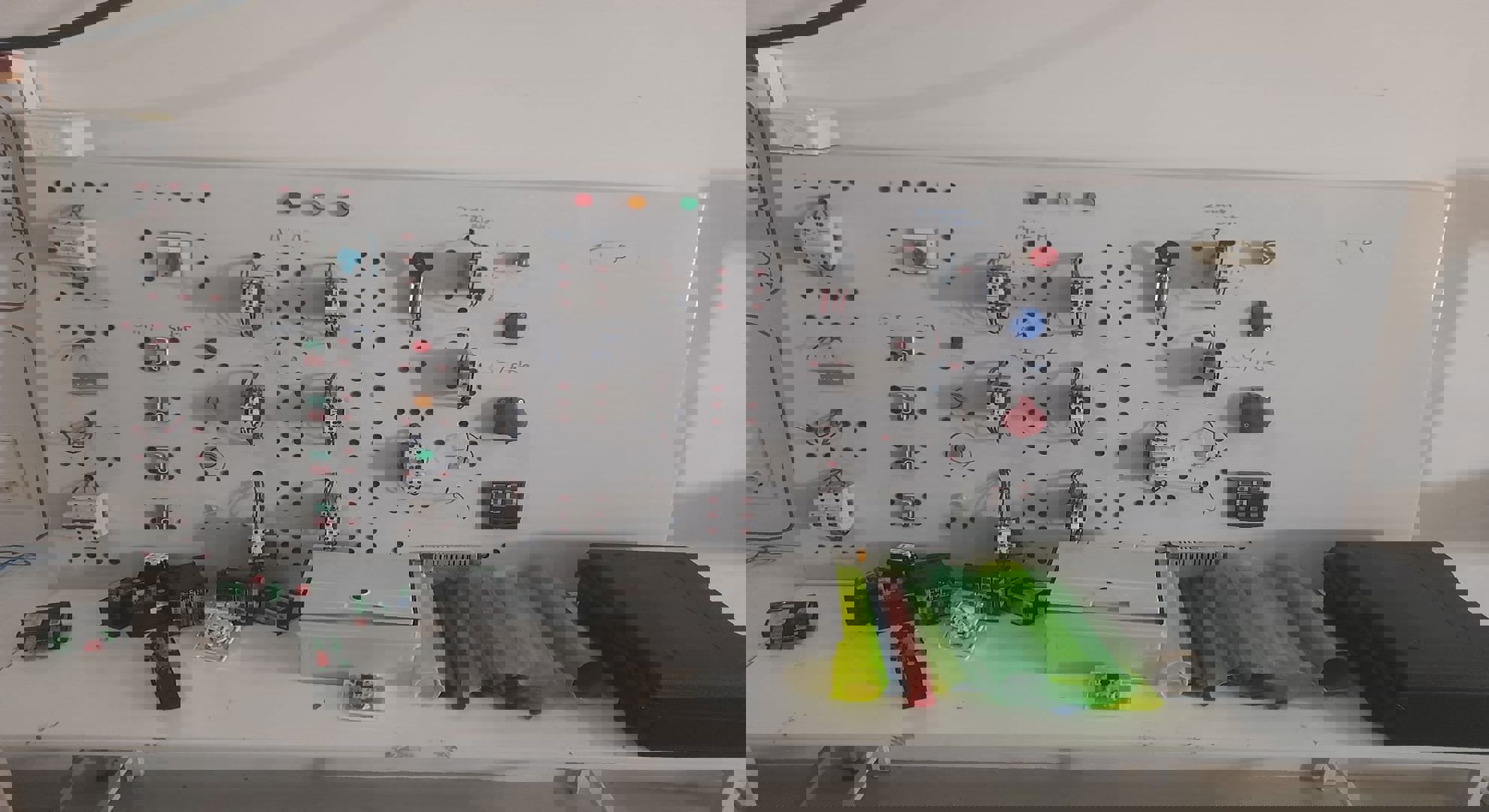 Denizli Bilim Mesleki Ve Teknik Anadolu Lisesi