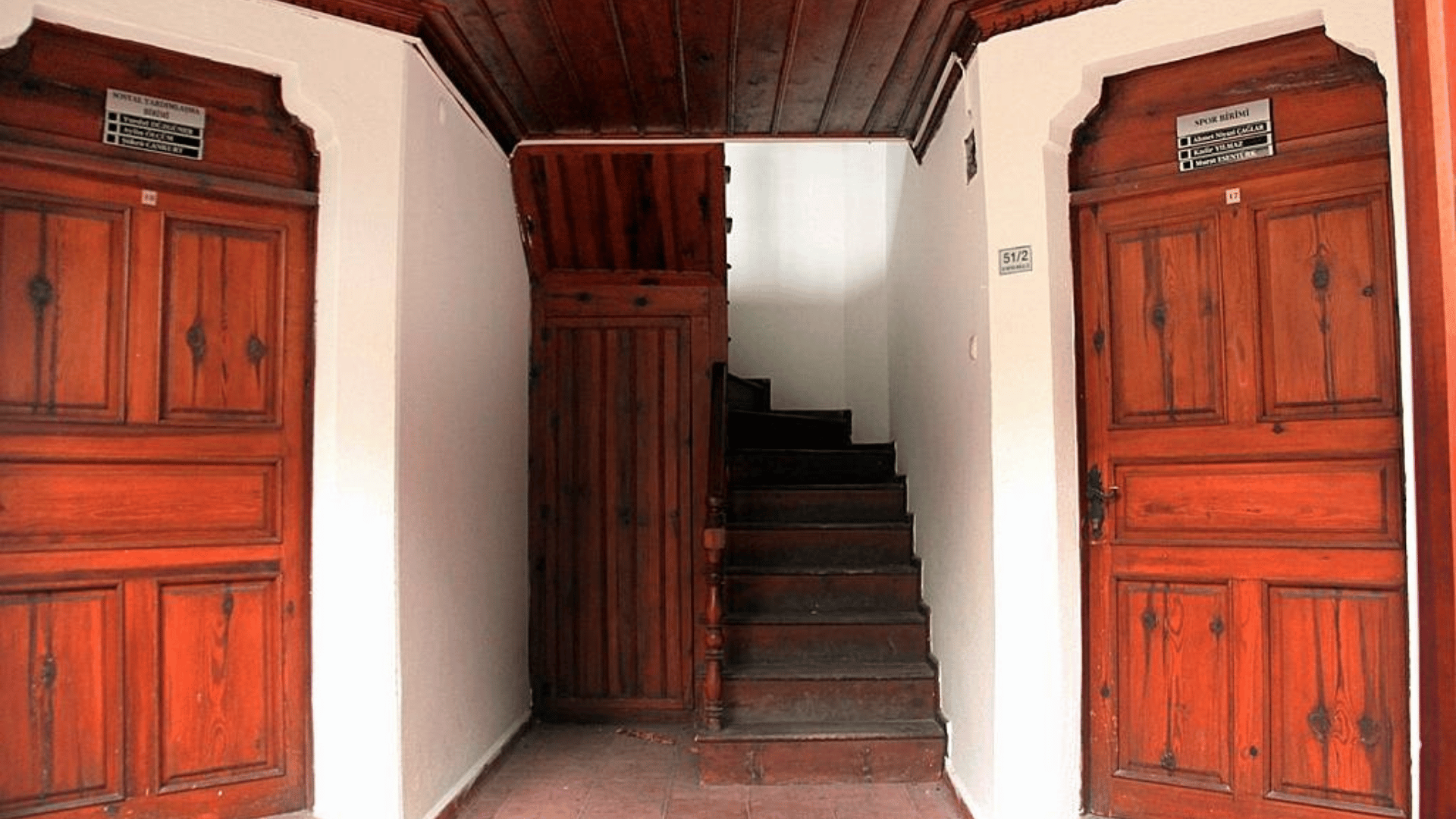 Konakaltı İskender Alper Kültür Merkezi