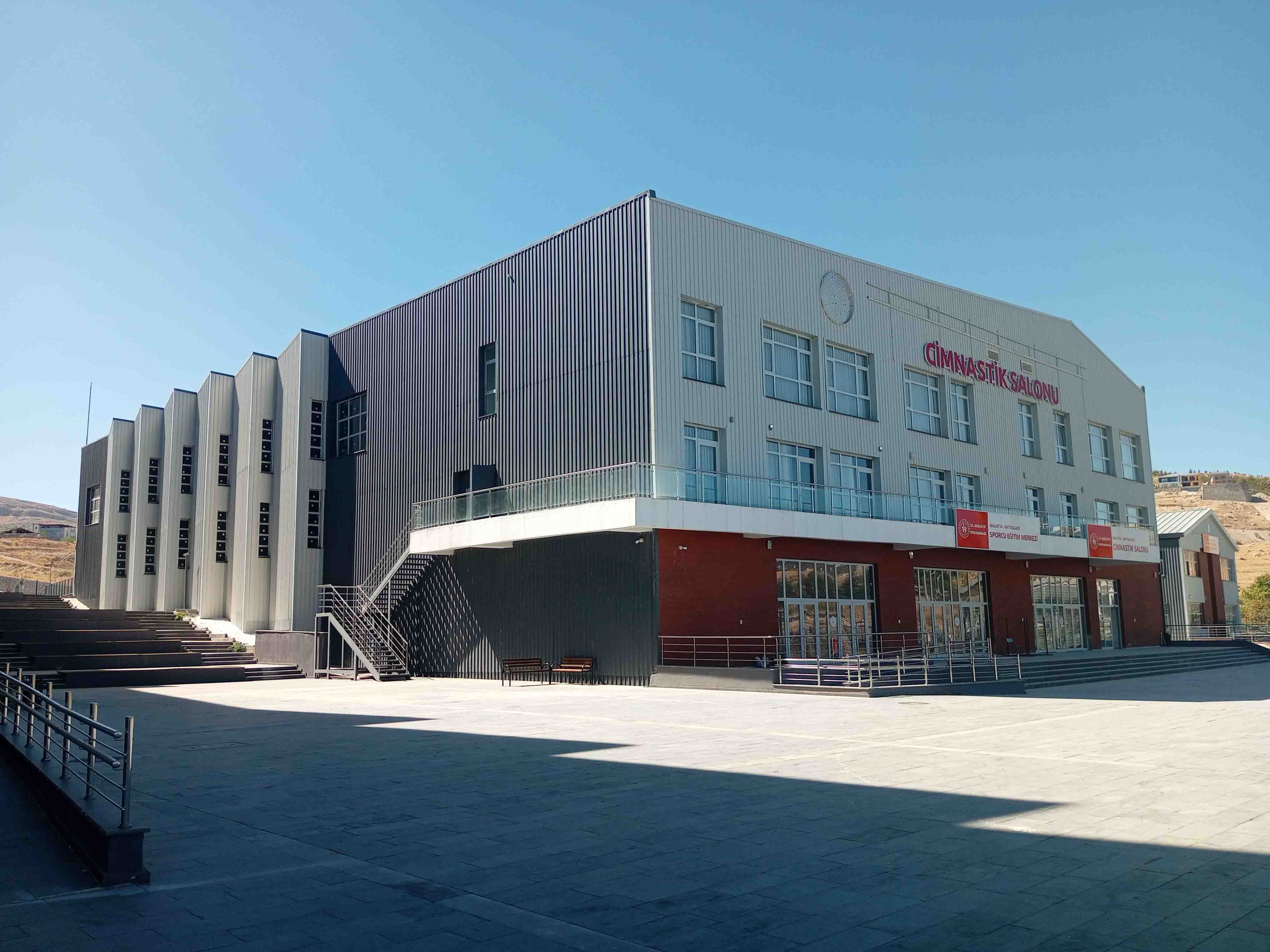 Gençlik Spor Müdürlüğü Orduzu Kapalı Spor Salonu ve Jimnastik Salonu