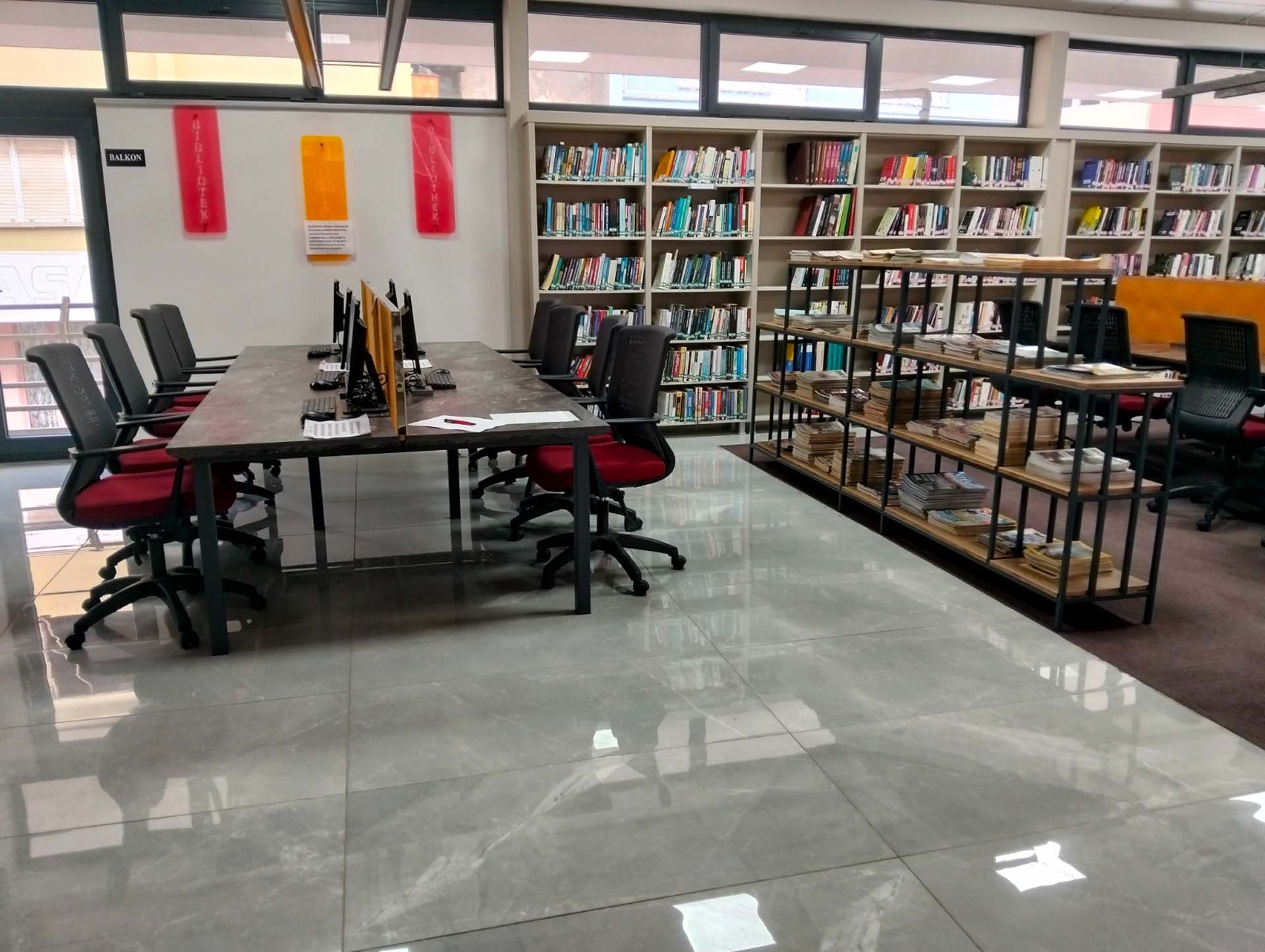 İvrindi İlçe Halk Kütüphanesi